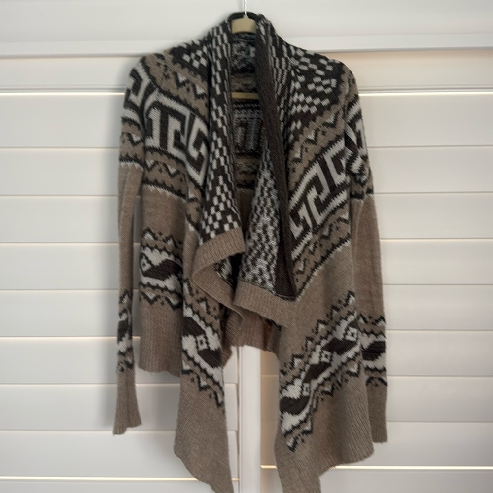 A&F super soft open cardi Size S-M